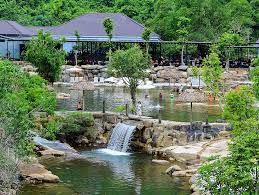 Jeep Tour Bạch Mã Village, Lăng Cô- Đỉnh Hải Vân 1 ngày