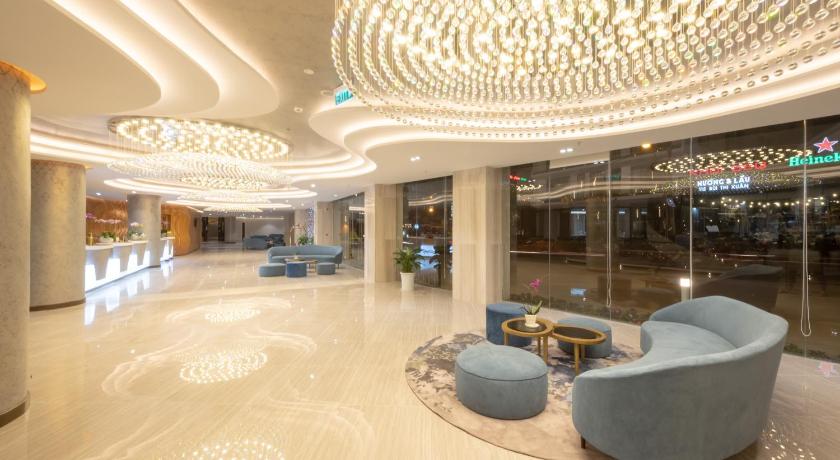 GOLF VALLEY HOTEL