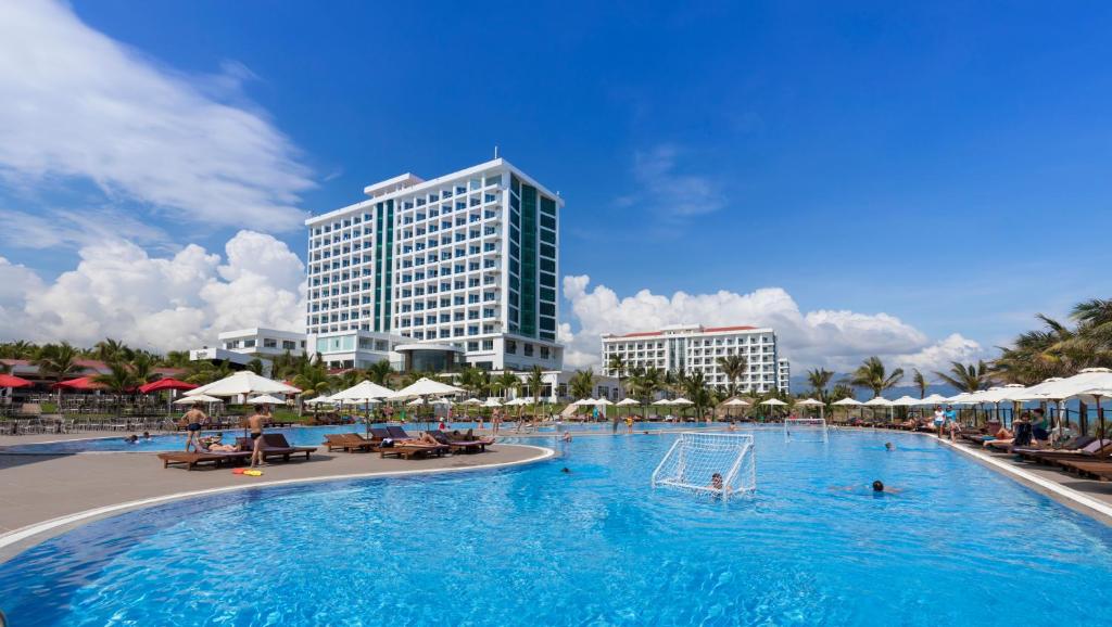 SWANDOR CAM RANH HOTELS & RESORT