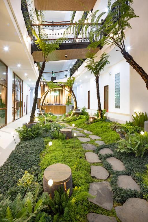 KHÁCH  SẠN LASOL BOUTIQUE ĐÀ LẠT