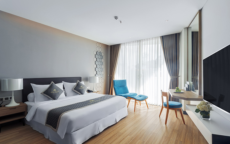 GOLF VALLEY HOTEL