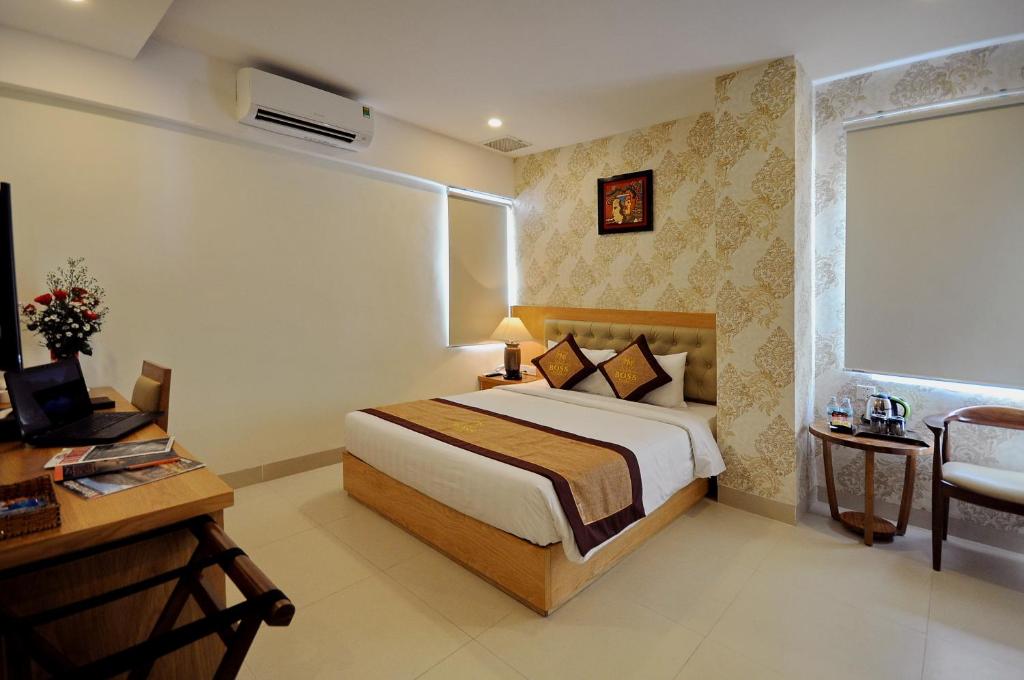 BOSS HOTEL