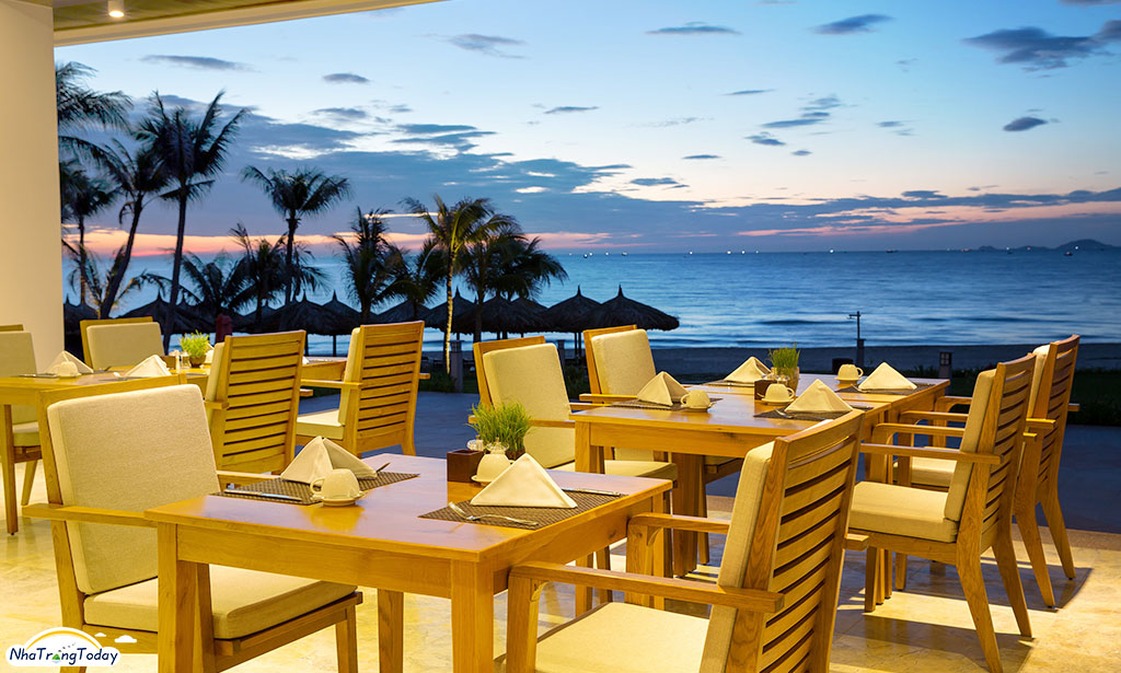 RIVIERA CAM RANH RESORT