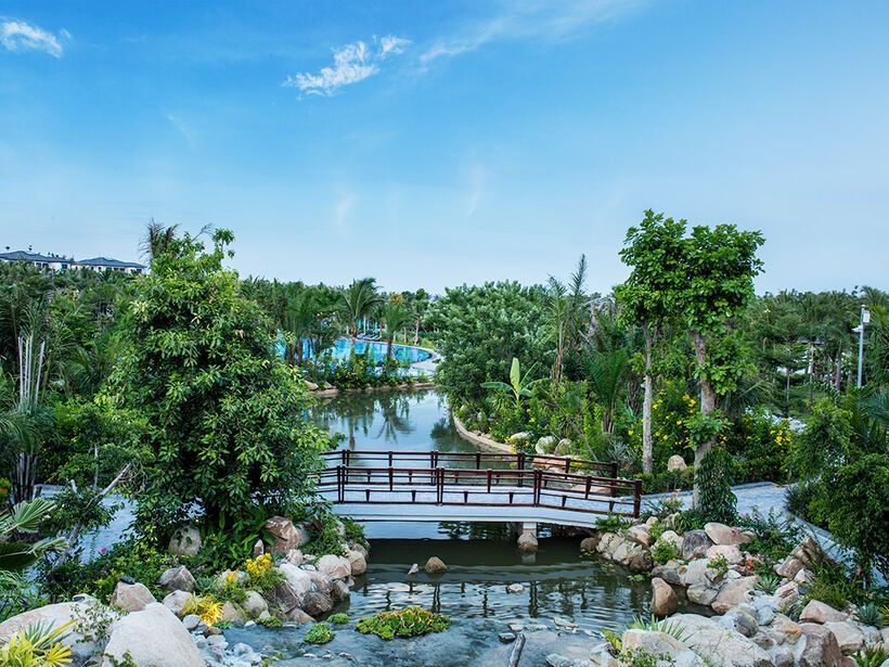 DUYÊN  HÀ RESORT CAM RANH