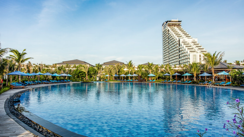 DUYÊN  HÀ RESORT CAM RANH