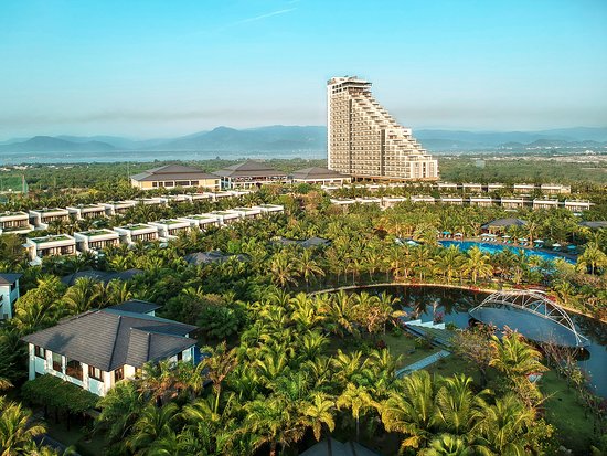 DUYÊN  HÀ RESORT CAM RANH
