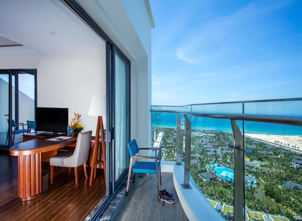 DUYÊN  HÀ RESORT CAM RANH