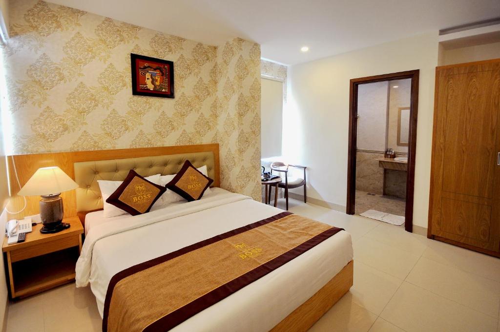 BOSS HOTEL