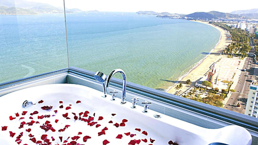 HAVANA NHA TRANG HOTEL