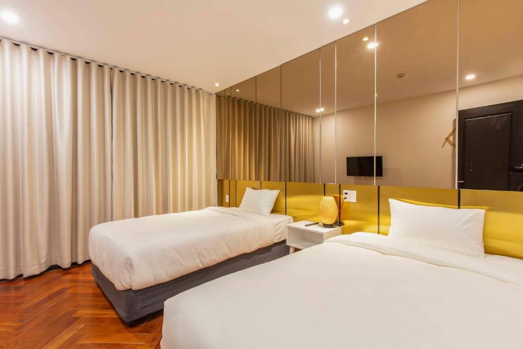 LEN’S HOTEL