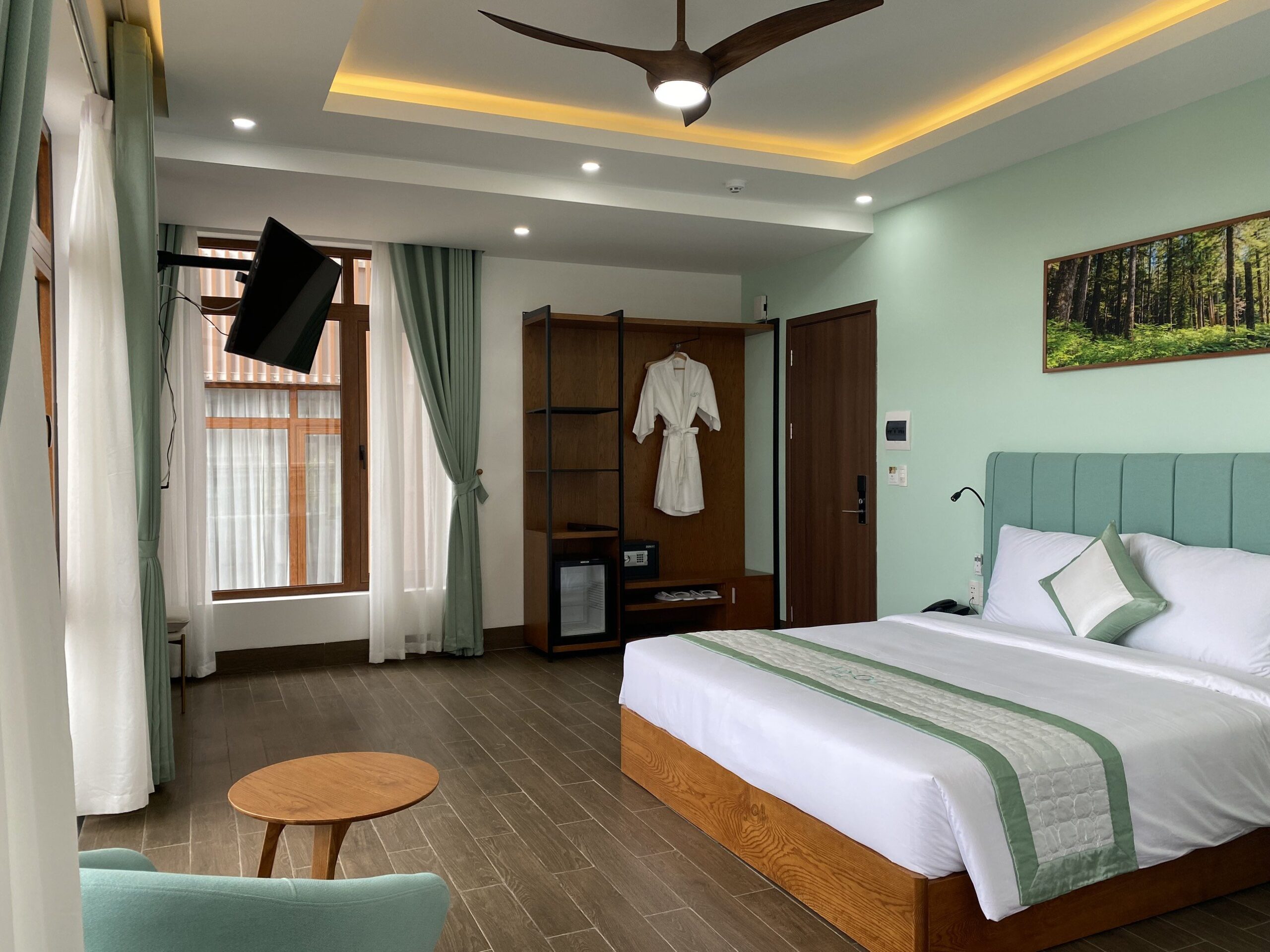 KHÁCH  SẠN LASOL BOUTIQUE ĐÀ LẠT